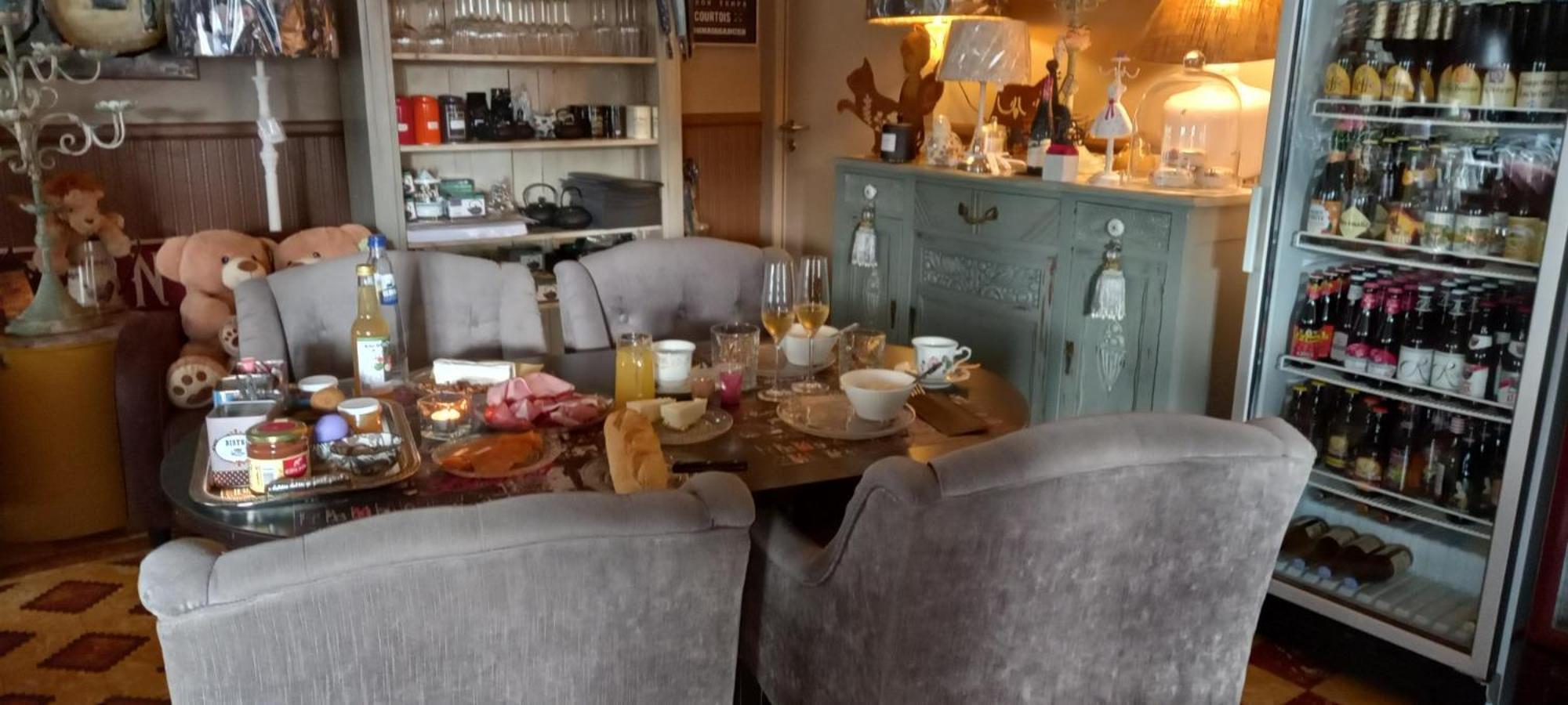 Le Relais De Chassepierre Hotell Exteriör bild