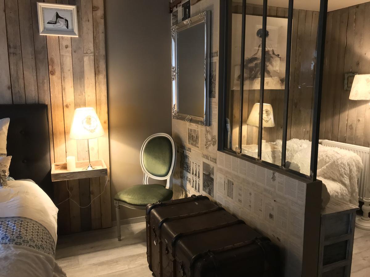 Le Relais De Chassepierre Hotell Exteriör bild