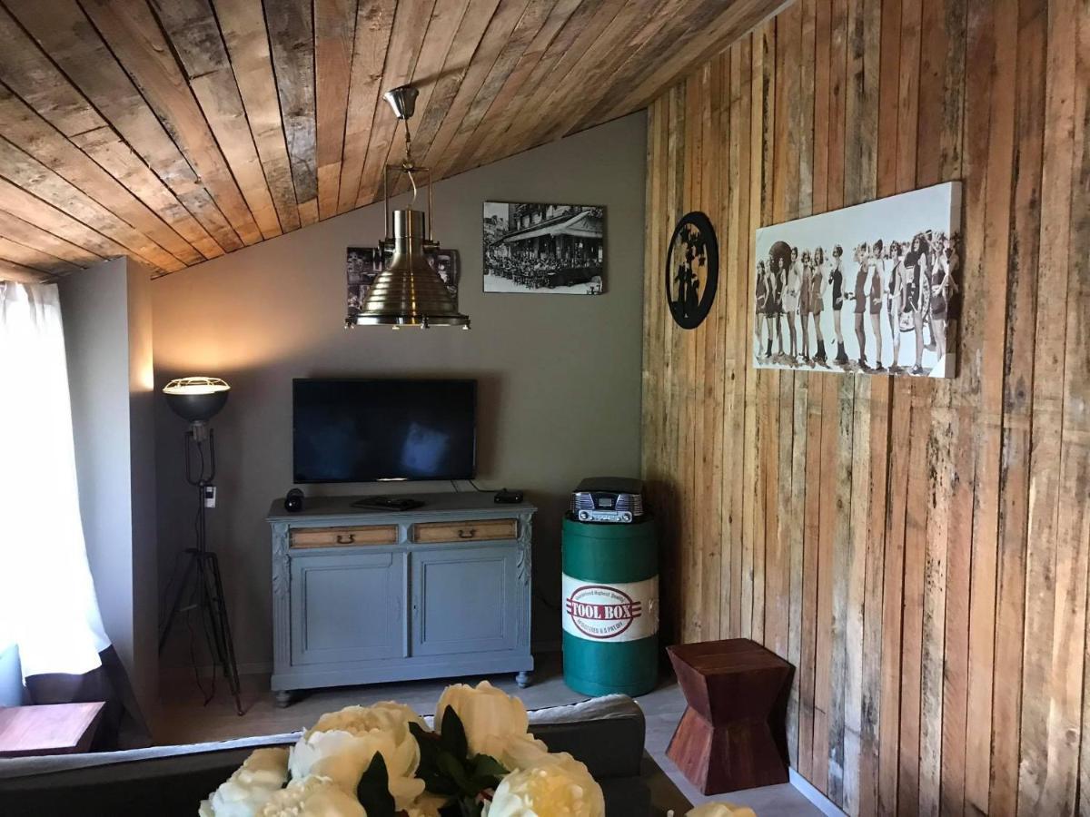 Le Relais De Chassepierre Hotell Exteriör bild